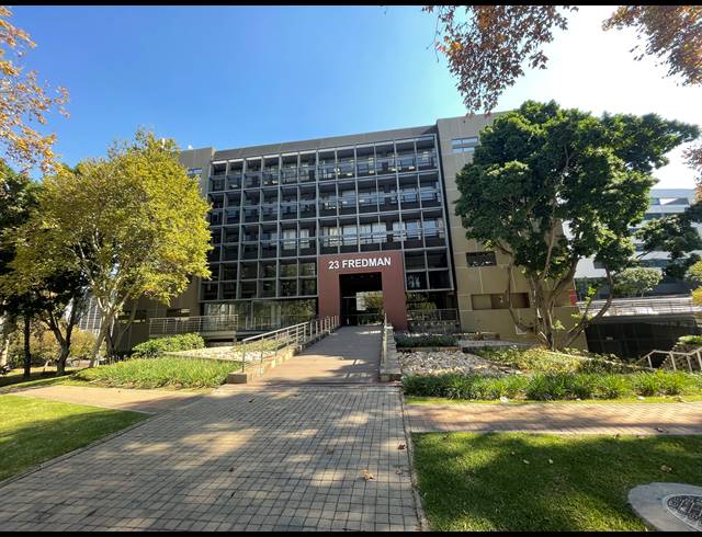 8,970M² OFFICE FOR SALE IN SANDTON CENTRAL
